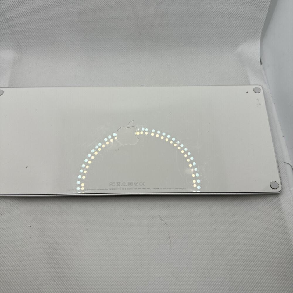 Apple Magic Keyboard (used) - Picture 5 of 6